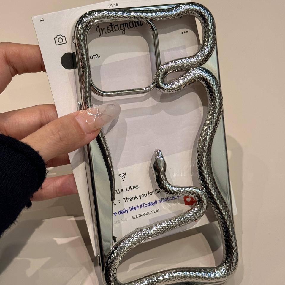 Creative Best-seller Hollow Snake Phone Case