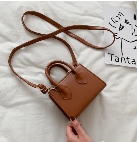 Personalized Solid Color Handbags for Celebrities